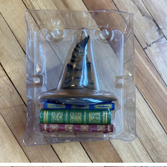 Hallmark Keepsake Harry Potter Wizarding World Sorting Hat Ornament Christmas - Picture 5 of 8